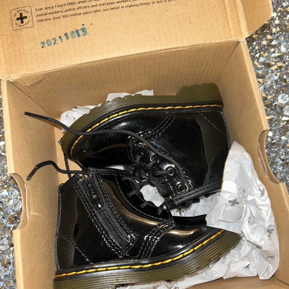 Toddler dr. Marten boots